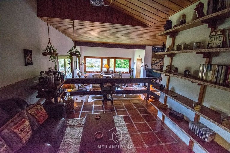400m² | Gourmet area | 3 bedrooms | Near Capivari