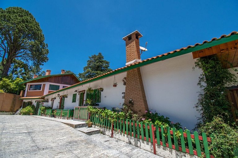 400m² | Gourmet area | 3 bedrooms | Near Capivari