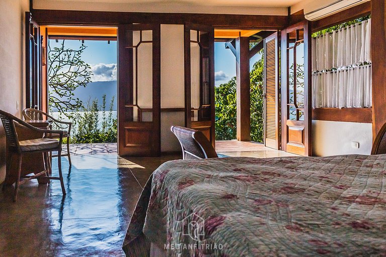 Mansion in Ilhabela