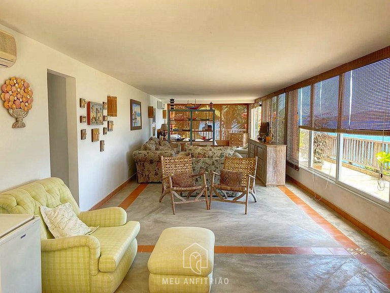 Luxury house on the beachfront in Angra dos Reis