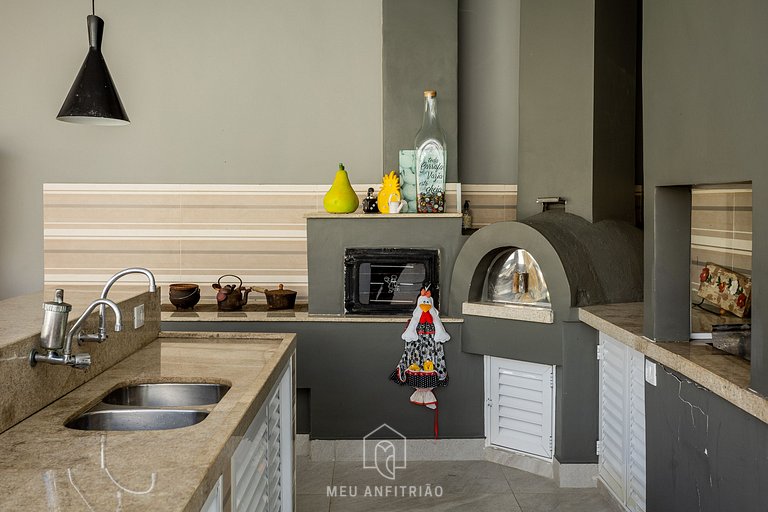 Casa en Playa Indaiá con Piscina y Horno de Pizza