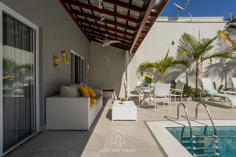 Casa na Praia Indaiá com Piscina e Forno de Pizza