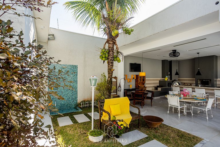 Casa en Playa Indaiá con Piscina y Horno de Pizza