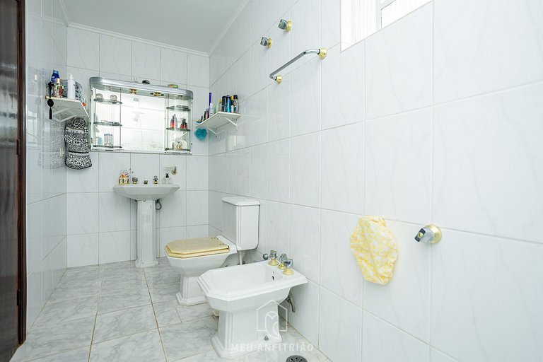 House at Indaiá Beach with Pool and Pizza Oven