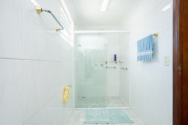 House at Indaiá Beach with Pool and Pizza Oven