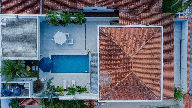House at Indaiá Beach with Pool and Pizza Oven