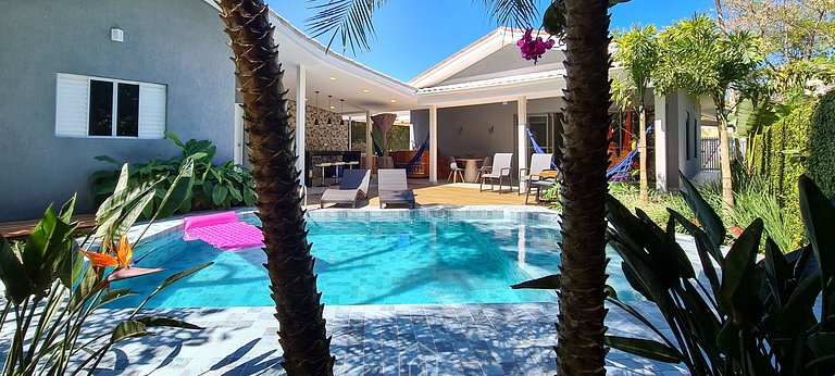 Casa en Riviera de São Lourenço con Piscina y Ofurô