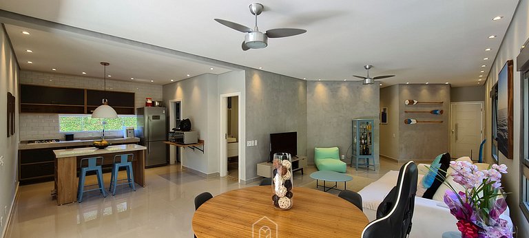 Casa na Riviera de São Lourenço com Piscina e Ofurô