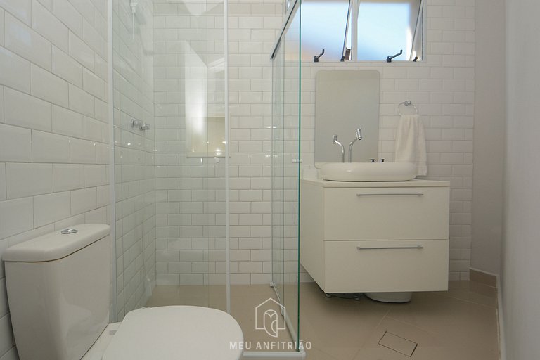 Casa na Riviera de São Lourenço com Piscina e Ofurô