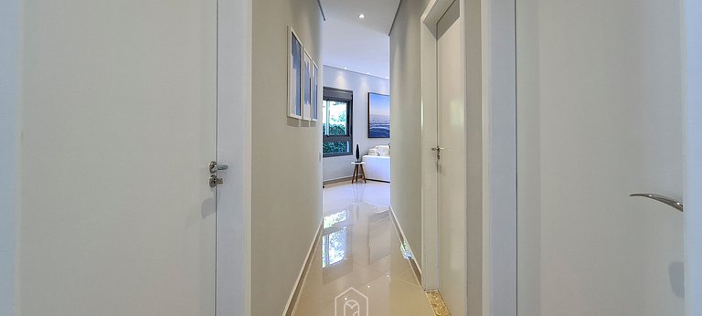 Casa na Riviera de São Lourenço com Piscina e Ofurô