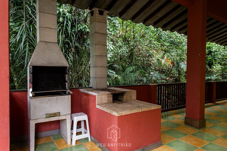House at Iporanga Beach Guarujá with Private Access