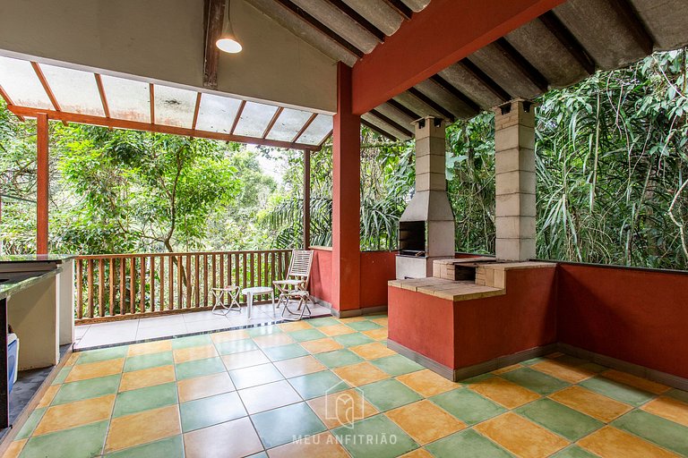 Casa na Praia de Iporanga Guarujá com Acesso Privativo