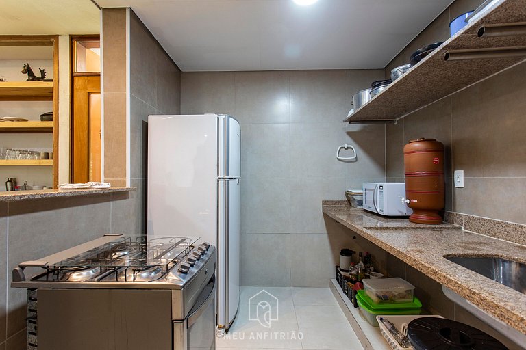 Casa na Praia de Iporanga Guarujá com Acesso Privativo