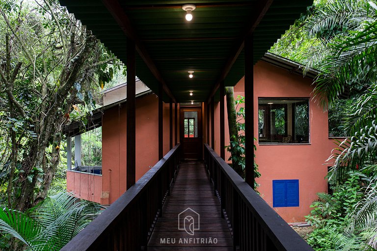 Casa na Praia de Iporanga Guarujá com Acesso Privativo