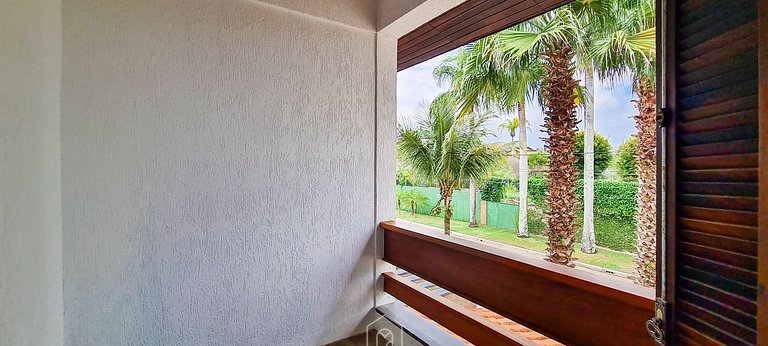 Casa en Jardim Acapulco Guarujá con 5 Suites y Piscina