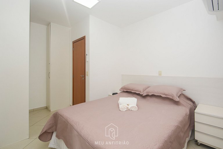 4-Suite Apartment with Astúrias Beach View in Guarujá