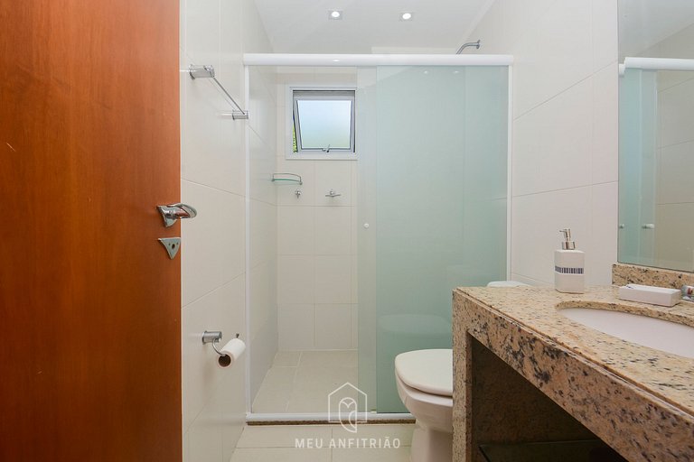 Apartamento 4 Suites con Vista a Playa Astúrias Guarujá