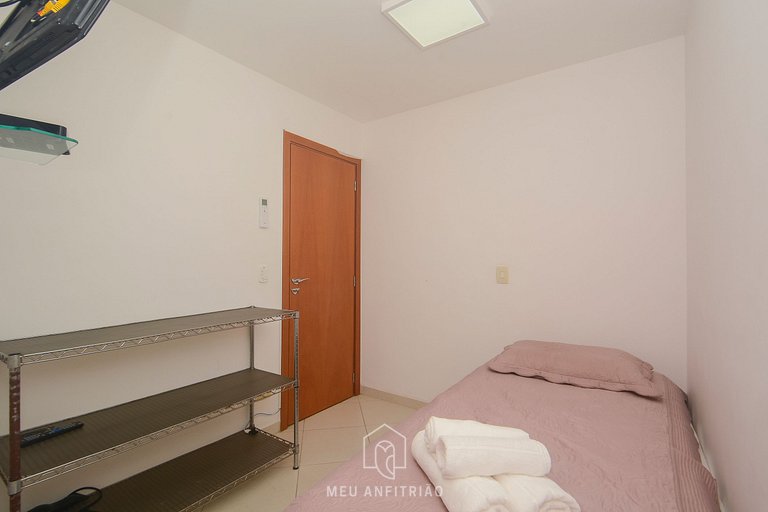 4-Suite Apartment with Astúrias Beach View in Guarujá