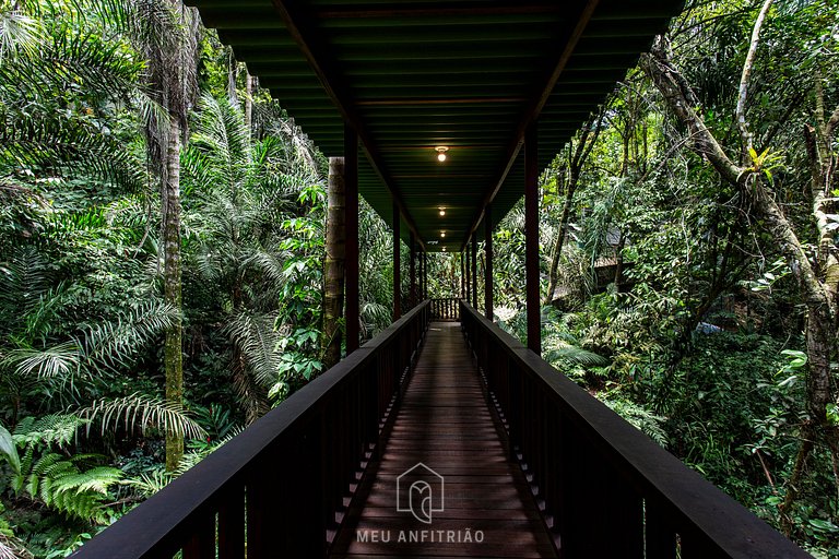 Casa na Praia de Iporanga Guarujá com Acesso Privativo