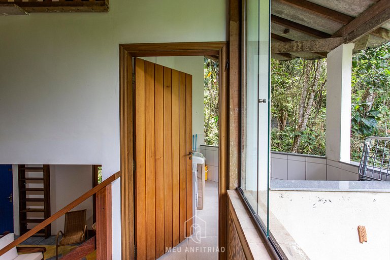 Casa na Praia de Iporanga Guarujá com Acesso Privativo