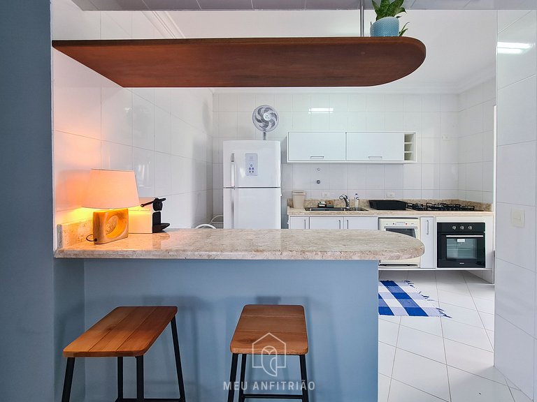 Apt with gourmet balcony near Riviera beach