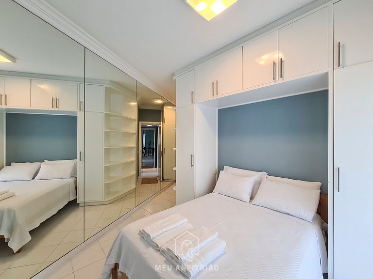 Apt with gourmet balcony near Riviera beach