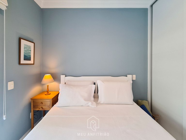 Apt with gourmet balcony near Riviera beach