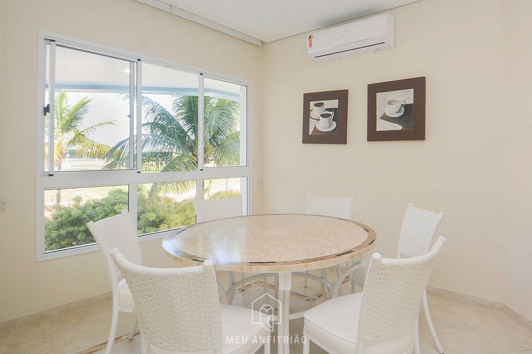 Apt with gourmet balcony near Riviera beach