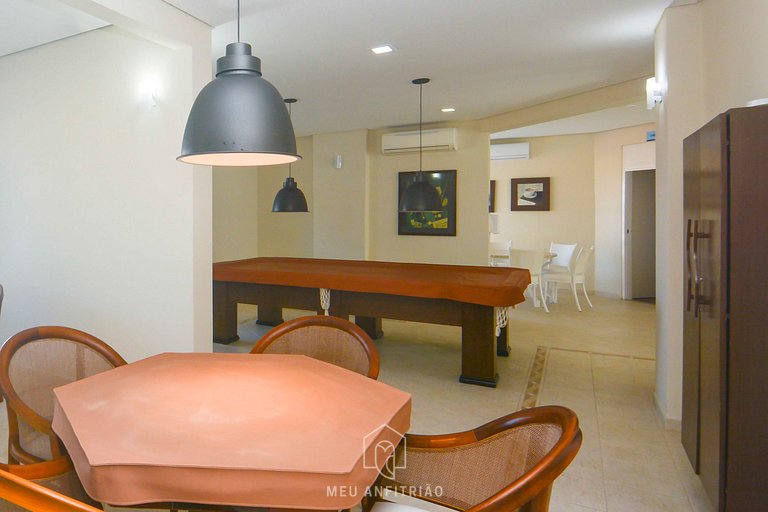 Apt with gourmet balcony near Riviera beach