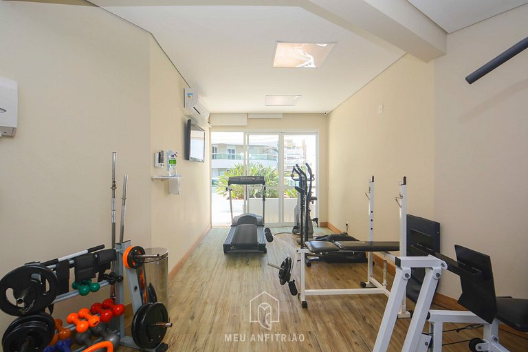 Apt with gourmet balcony near Riviera beach