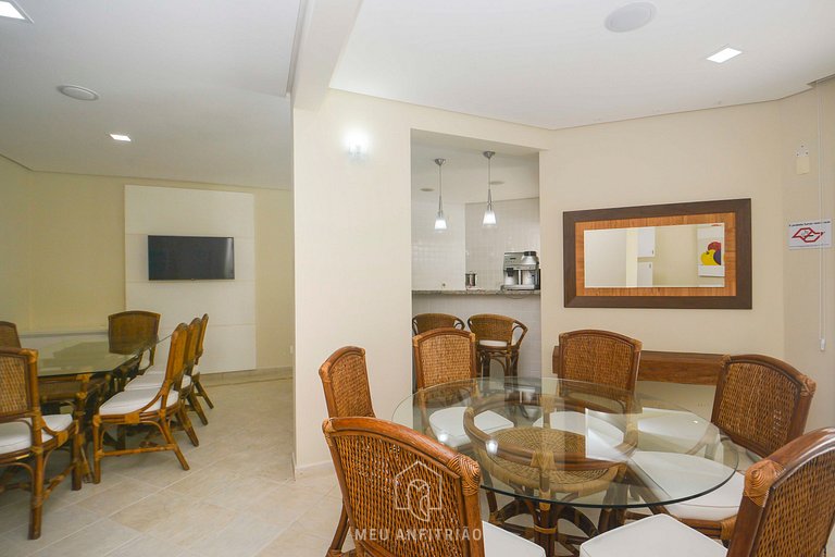 Apt with gourmet balcony near Riviera beach