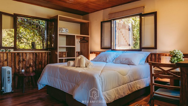 Cozy Suite with Fireplace Close to Monte Verde Downtown