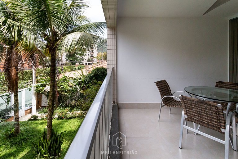 Apartamento 150m² com 3 Quartos na Praia da Enseada