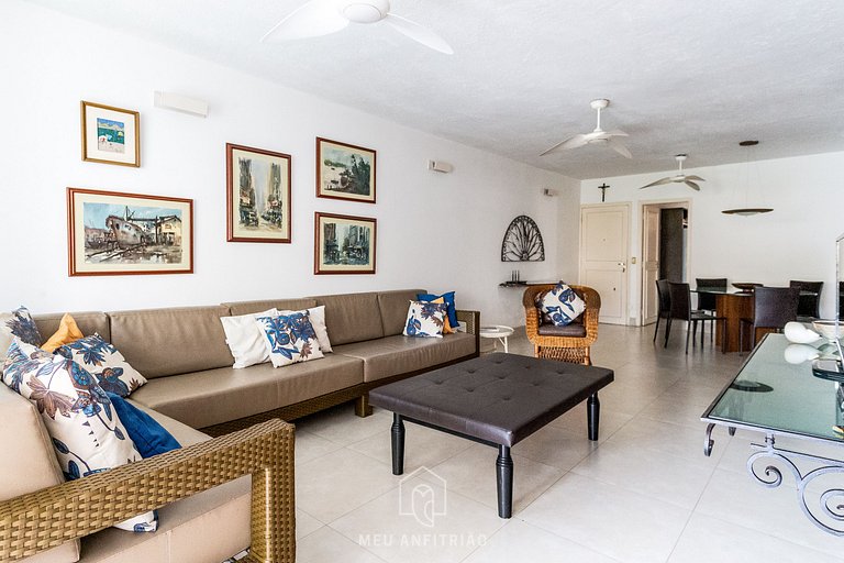 150m² Apartment with 3 Bedrooms at Enseada Beach