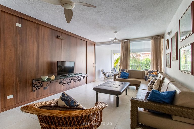 150m² Apartment with 3 Bedrooms at Enseada Beach