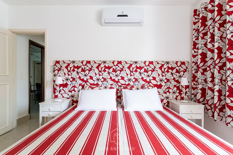 150m² Apartment with 3 Bedrooms at Enseada Beach