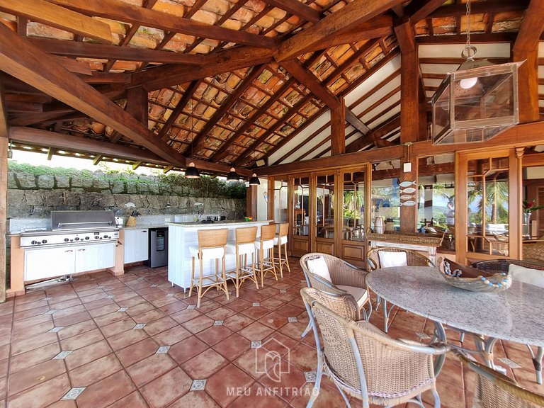 Mansion in Ilhabela