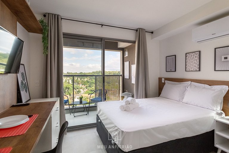 Functional studio near the subway with garage