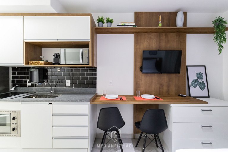 Functional studio near the subway with garage