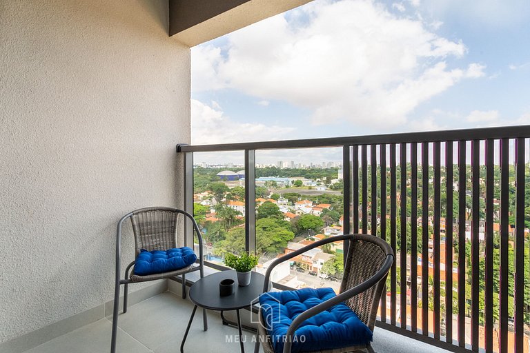 Functional studio near the subway with garage