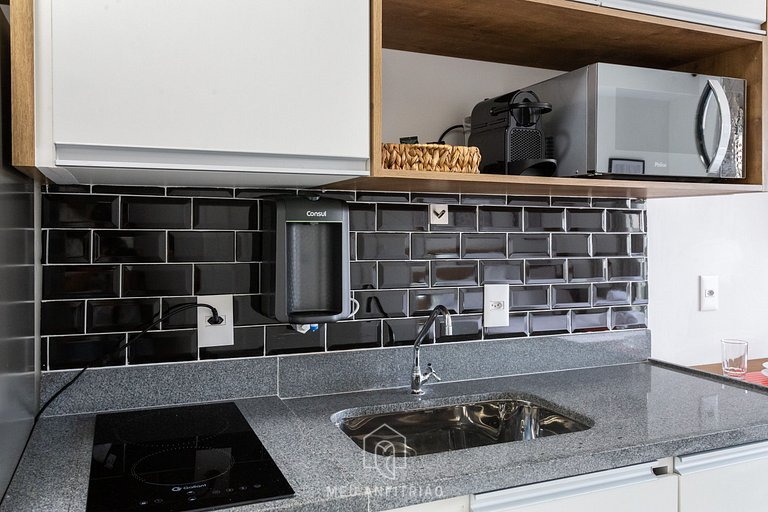 Functional studio near the subway with garage