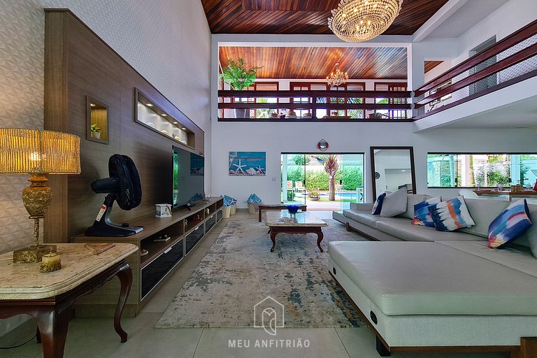 House at Jardim Acapulco Guarujá with 5 Suites and Pool