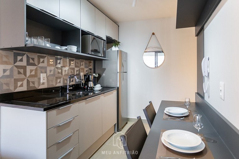 Air-Conditioned Studio by the Metro