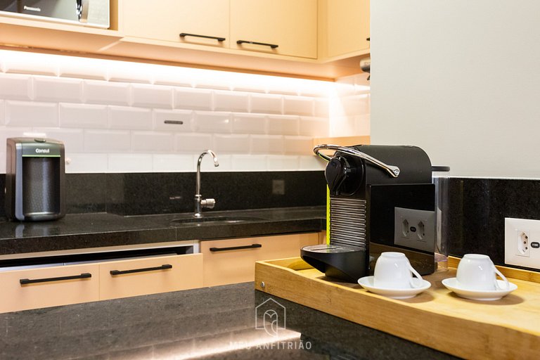 Apto com Piscina e Garagem - Perto da Av. Paulista