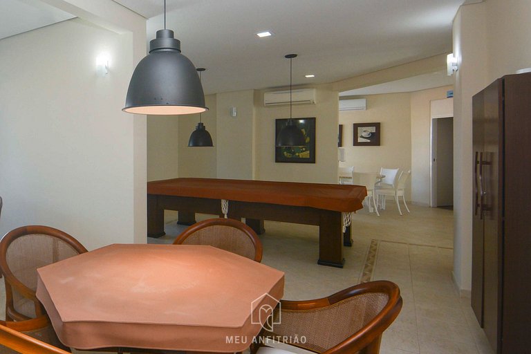 Apt with gourmet balcony near Riviera beach