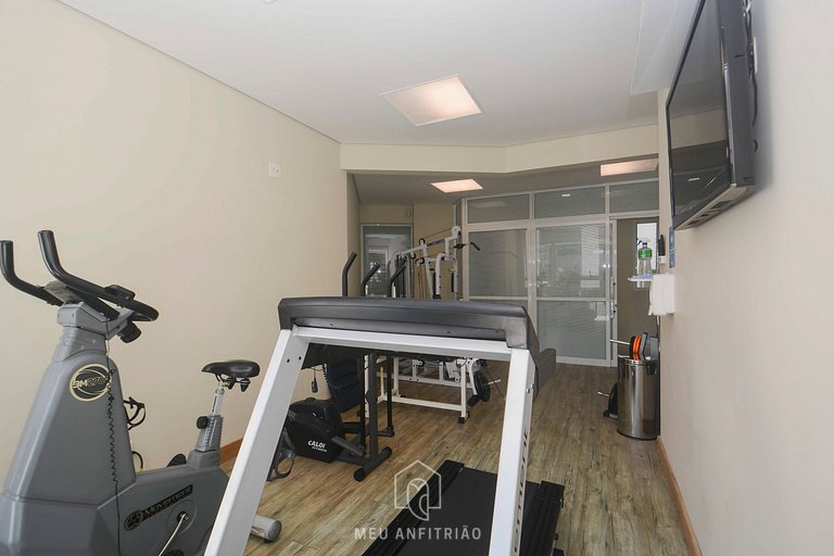 Apt with gourmet balcony near Riviera beach