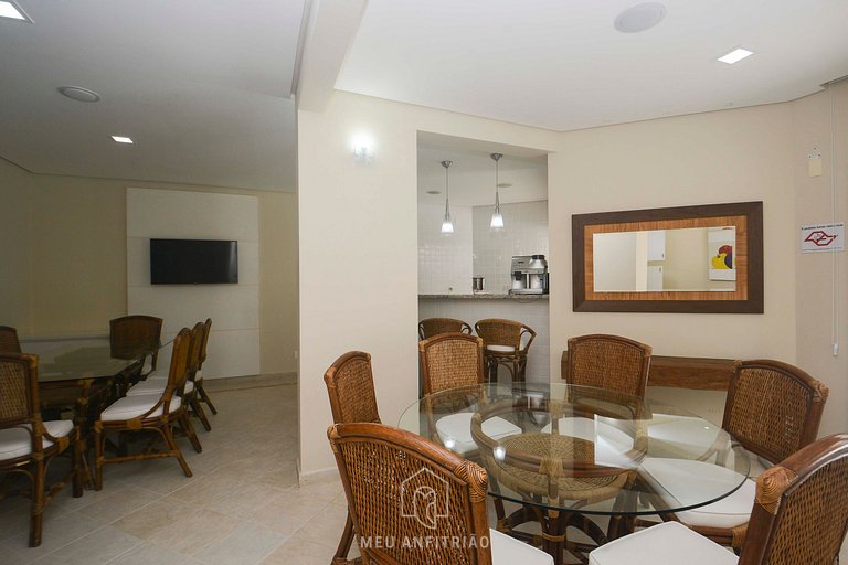 Apt with gourmet balcony near Riviera beach