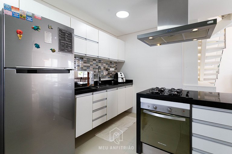 Luxury Beachfront Triplex with Rooftop Pool