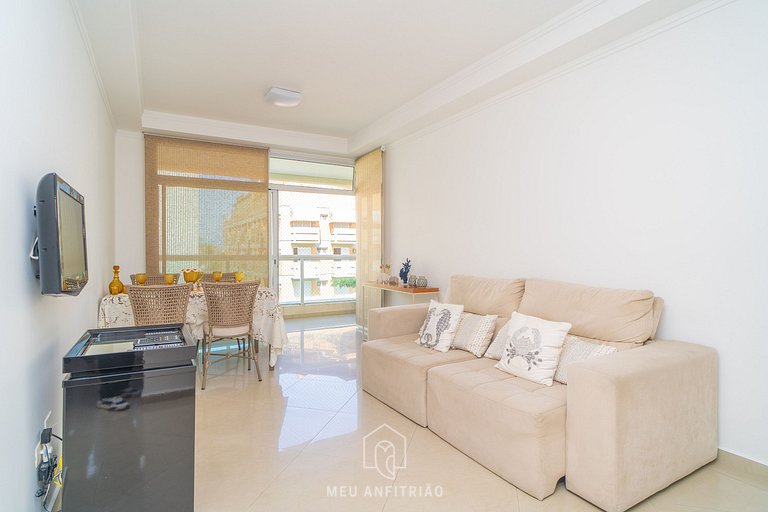 3-Suite Apartment with Barbecue at Enseada Guarujá