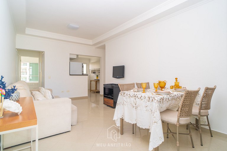 3-Suite Apartment with Barbecue at Enseada Guarujá